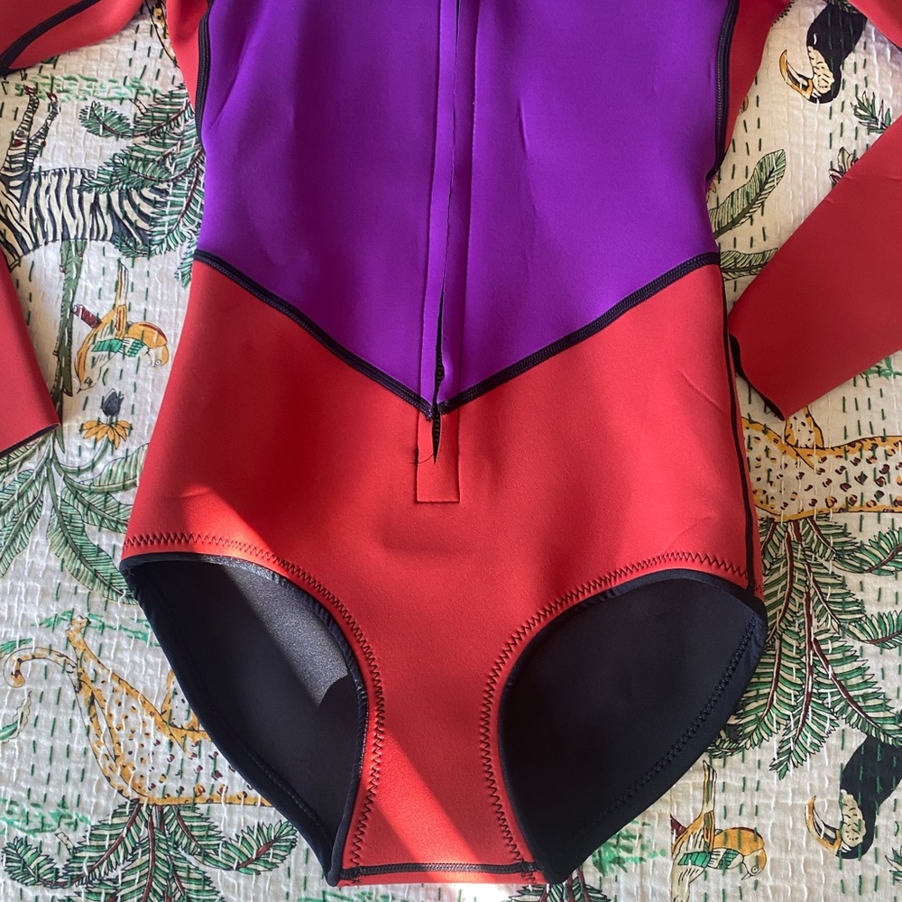 Front Zip Spring suit Splice. NWT - Picture 3 of 7